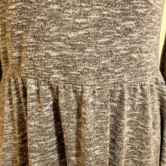 Lovely LDLA Flowy Bell Sleeve Gray  Dress - Picture 3 of 9